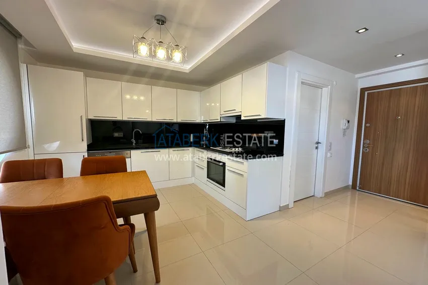 Purchase Furnished duplex penthouse in the center of Alanya - Cleopatra beach area 1 