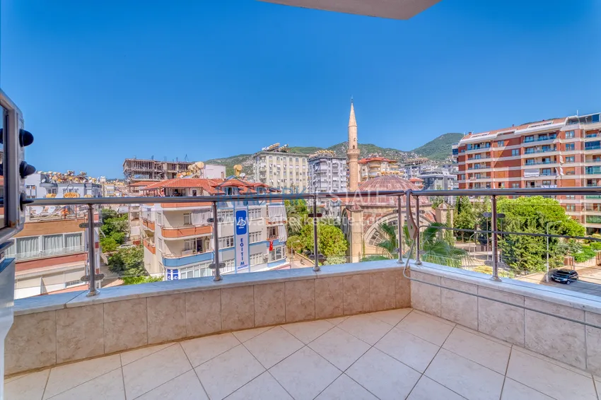 Purchase  Linear five-room turnkey apartment with separate kitchen in the center of Alanya 25 