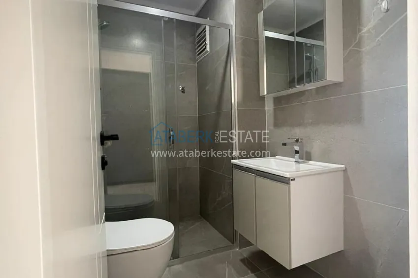 Purchase 1+1 apartment in the center of Alanya in a new modern complex - Cleopatra beach area 31 