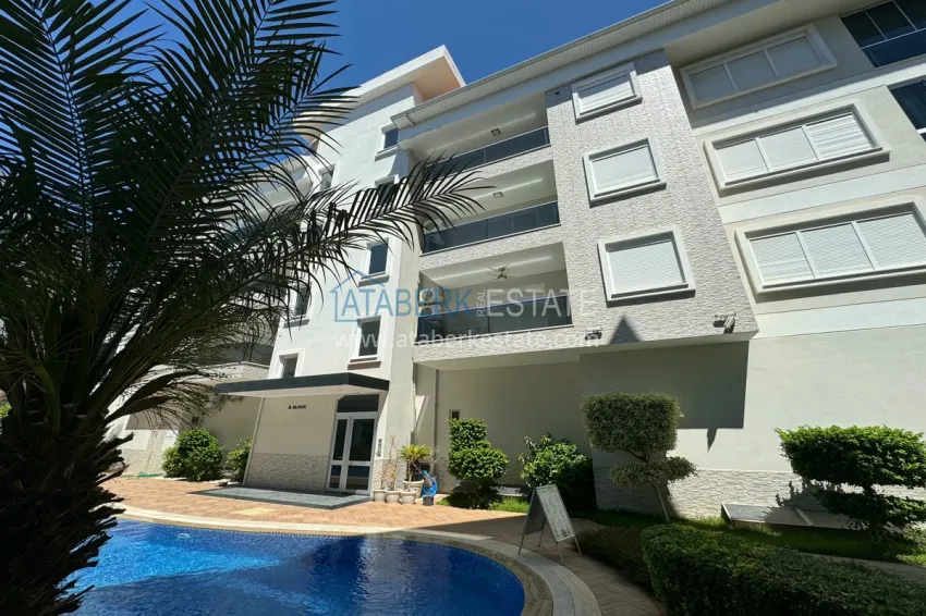 4+1 penthouse duplex with furniture and a glazed balcony, Oba district — Alanya 4 