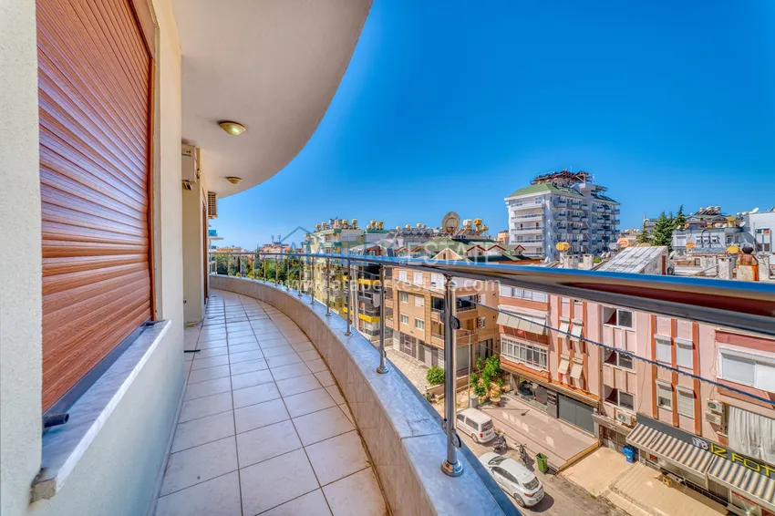 Purchase  Linear five-room turnkey apartment with separate kitchen in the center of Alanya 28 