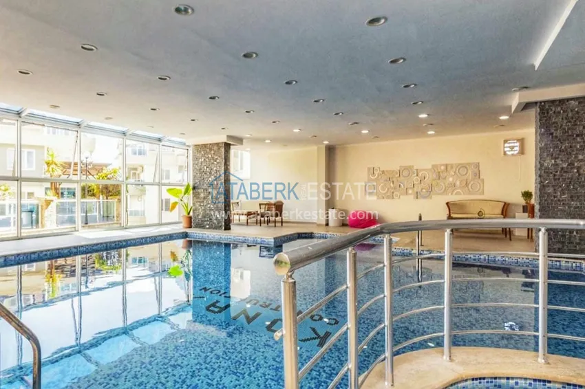 One bedroom apartment with furniture and sea views. Cleopatra beach area, Alanya city center. 10 