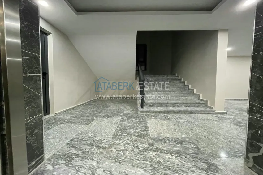 1+1 apartment in the center of Alanya in a new modern complex - Cleopatra beach area 5 