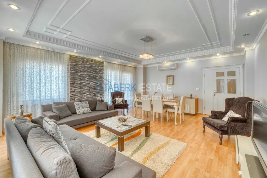 Purchase  Linear five-room turnkey apartment with separate kitchen in the center of Alanya 7 