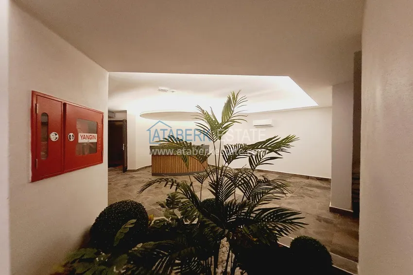 Two-bedroom apartment with new furniture with sea and mountain views - Alanya center, Cleopatra beach area  7 