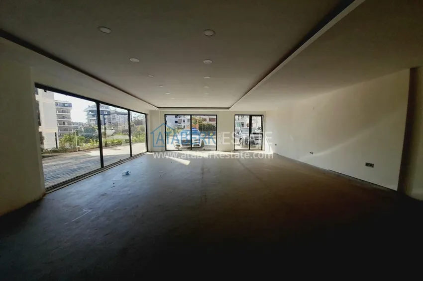 Finished three-room apartment in a new building - Alanya, Oba district 8 