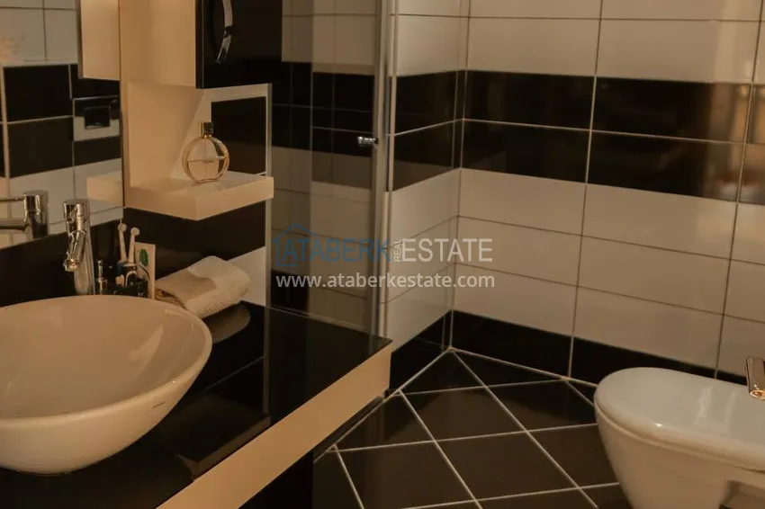 Purchase One bedroom apartment with furniture and sea views. Cleopatra beach area, Alanya city center. 8 