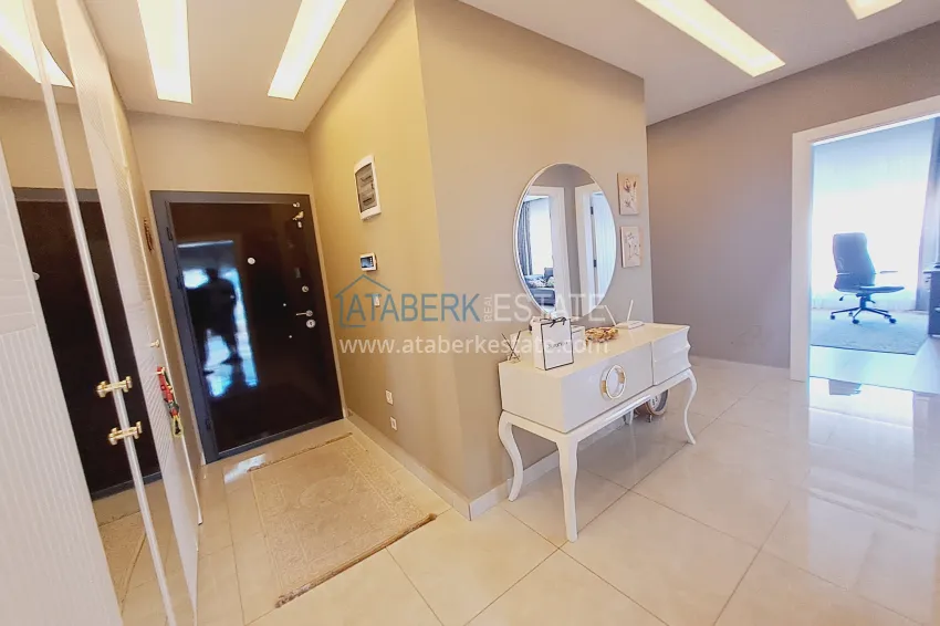 Purchase Linear 3+1 apartment with separate kitchen, new furniture and partial sea view - Mahmutlar district, Alanya 2