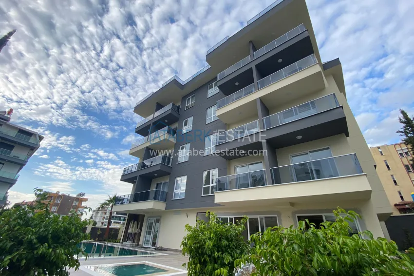 Two-level penthouse with furniture from the owner in Avsallar, Alanya 1 