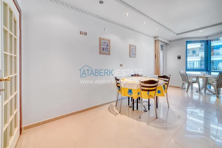 Purchase Linear 4+1 apartment with a modern interior in a complex on the beachfront in Alanya, Oba district 23 