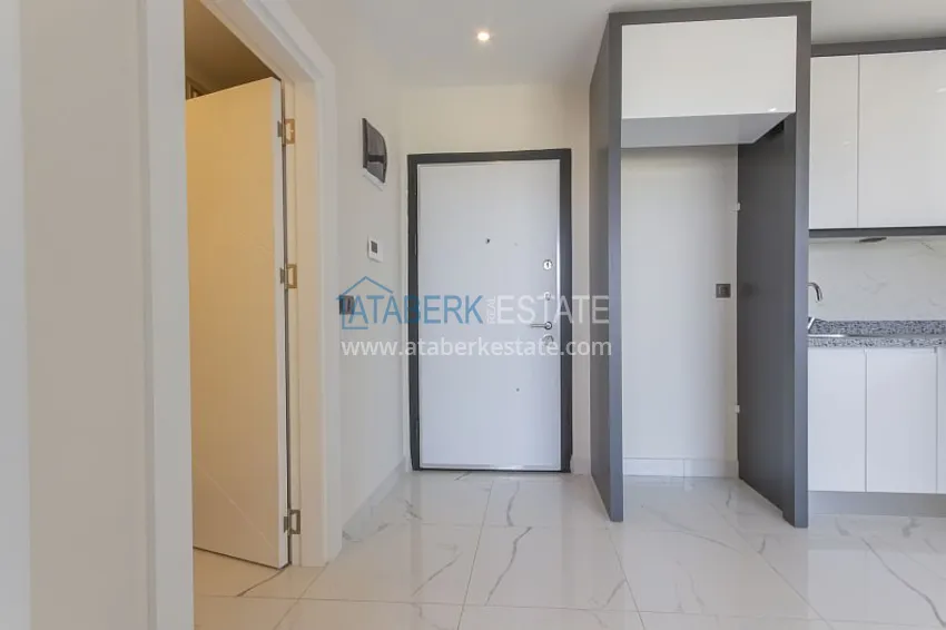 Purchase  Finely finished one-bedroom apartment with sea view, Avsallar district — Alanya 2 