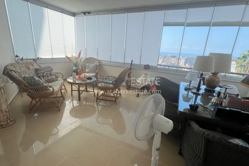Purchase Three-room apartment with sea view, suitable for a residence permit - Cikcilli district, Alanya 8 