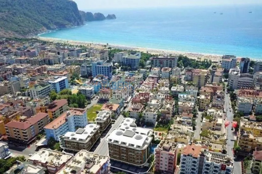1+1 furnished apartment with mountain views, Alanya center Cleopatra beach area 1 
