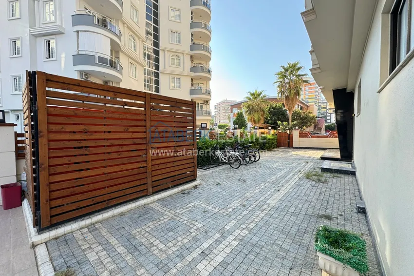 Two-bedroom apartment in Mahmutlar with new furniture and mountain views 11 