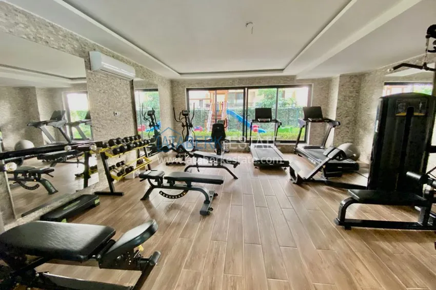 Turnkey three-room apartment in the center of Alanya - Cleopatra beach area 11 