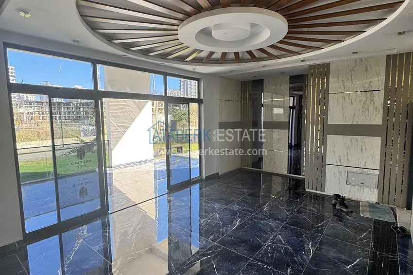 Three-room apartment with two balconies in Mersin, Arpachbakhshish 11 