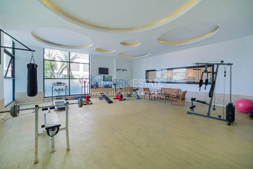 Furnished apartment in the Oba area in a complex on the seafront 12 