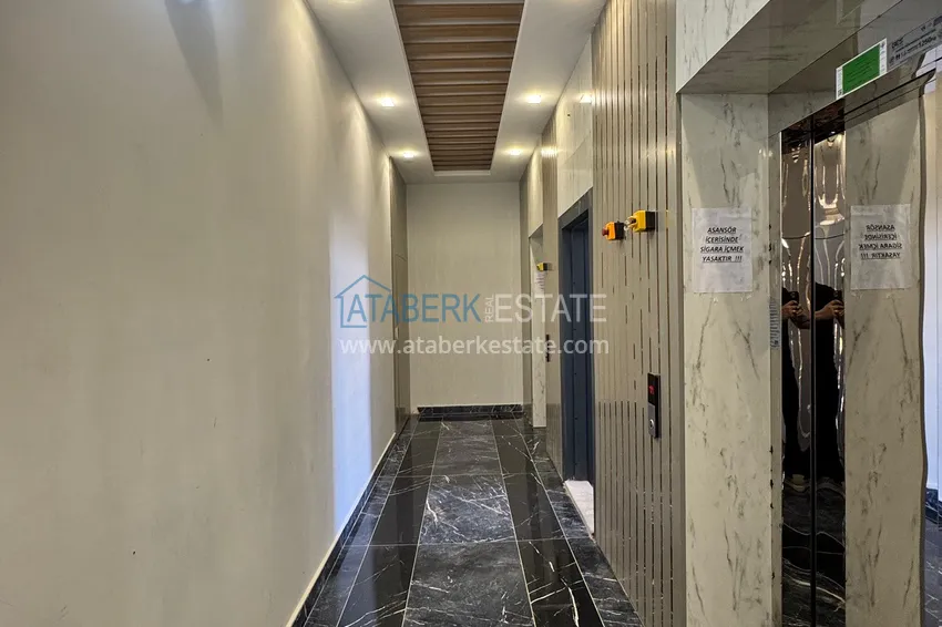 Three-room apartment with two balconies in Mersin, Arpachbakhshish 12 