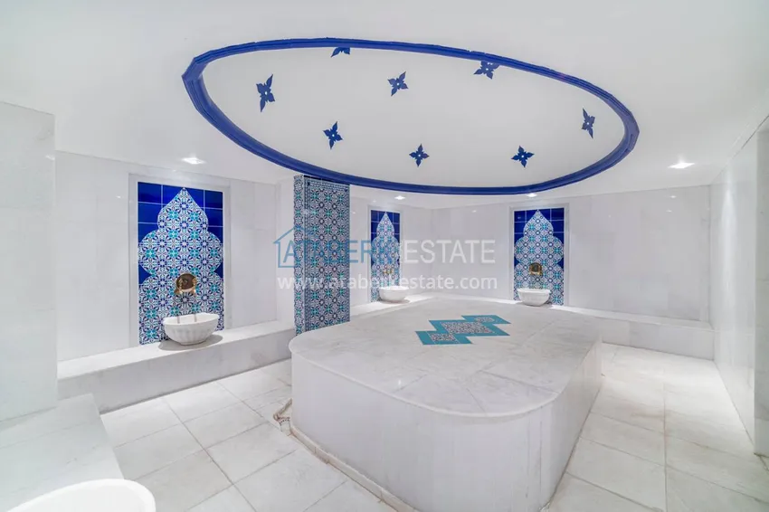 Furnished apartment in the Oba area in a complex on the seafront 13 