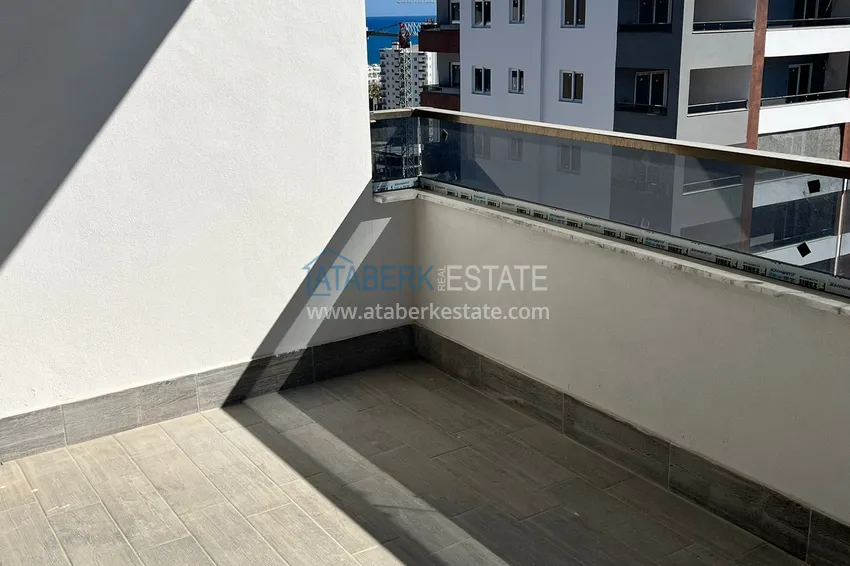 Purchase  Three-room penthouse with stunning sea views in Mersin, Arpacbakhshish 15 