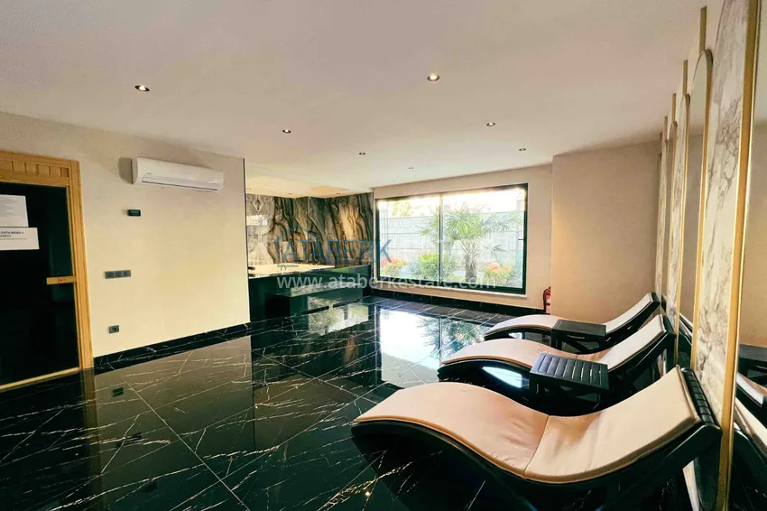 Turnkey three-room apartment in the center of Alanya - Cleopatra beach area 14 