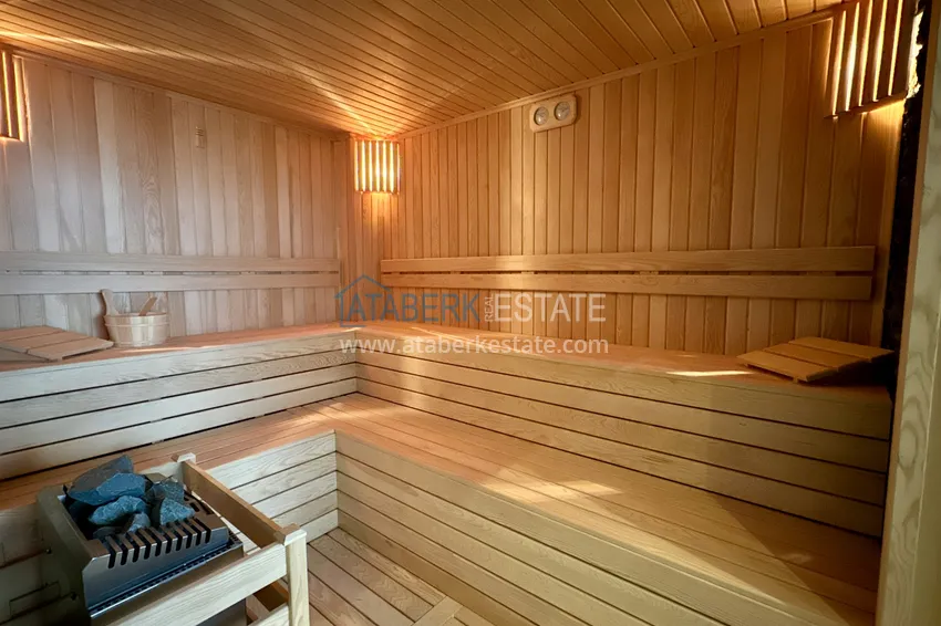 One bedroom apartment in the center of Alanya, just 370 meters from Cleopatra Beach 15 