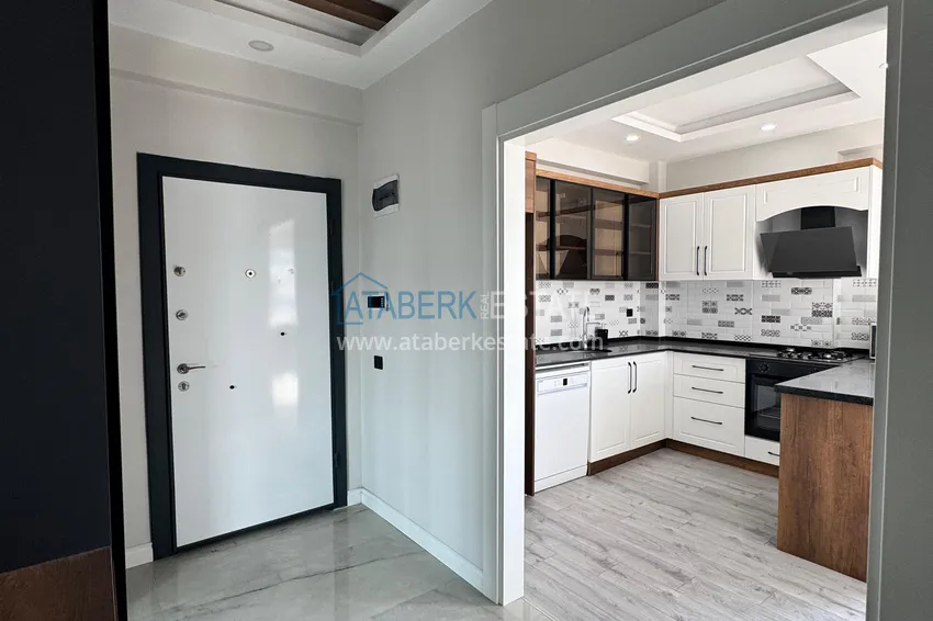 Purchase Two-bedroom apartment with furniture and a glazed balcony in Mersin - Tomyuk 2