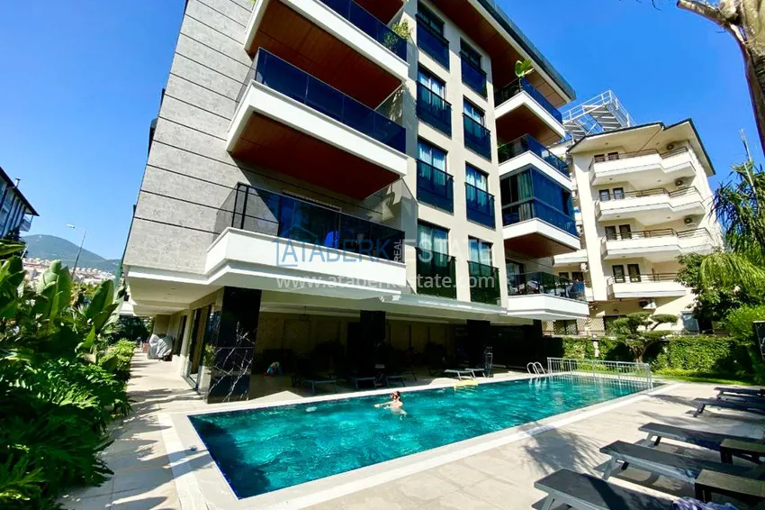 Turnkey three-room apartment in the center of Alanya - Cleopatra beach area 1 