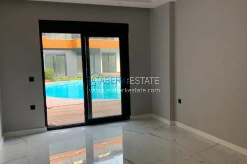 Purchase  Fully finished apartment with pool access in Avsallar, Alanya 1 