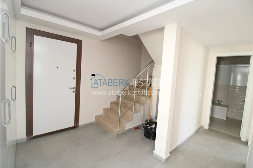 Purchase Real estate for a residence permit! Duplex penthouse with sea and mountain views - Mahmutlar District, Alanya 1 