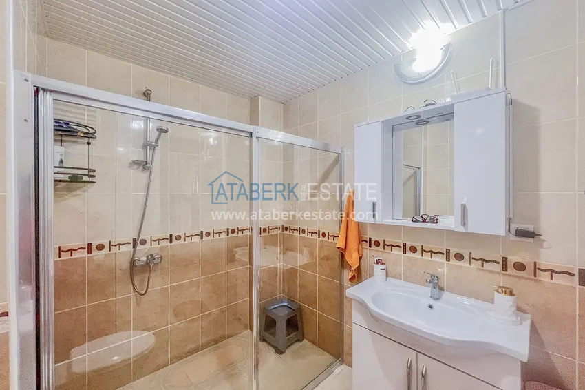 Purchase Two-bedroom apartment with new furniture and a glazed balcony in Mahmutlar 24 