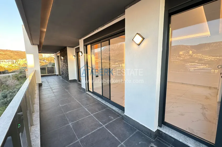 Purchase Villa in Kargicak. Luxury comfort, gorgeous panoramic views 25 