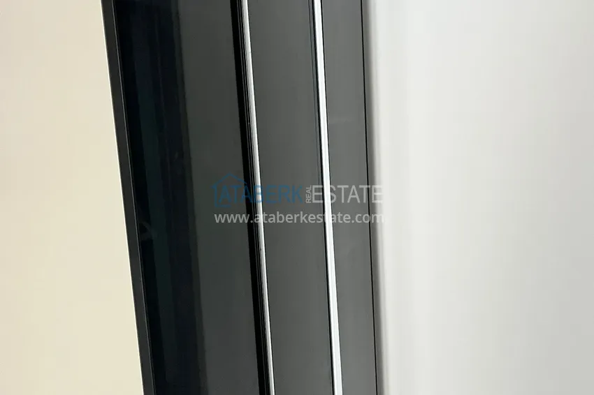 Purchase  Three-room penthouse with stunning sea views in Mersin, Arpacbakhshish 3 