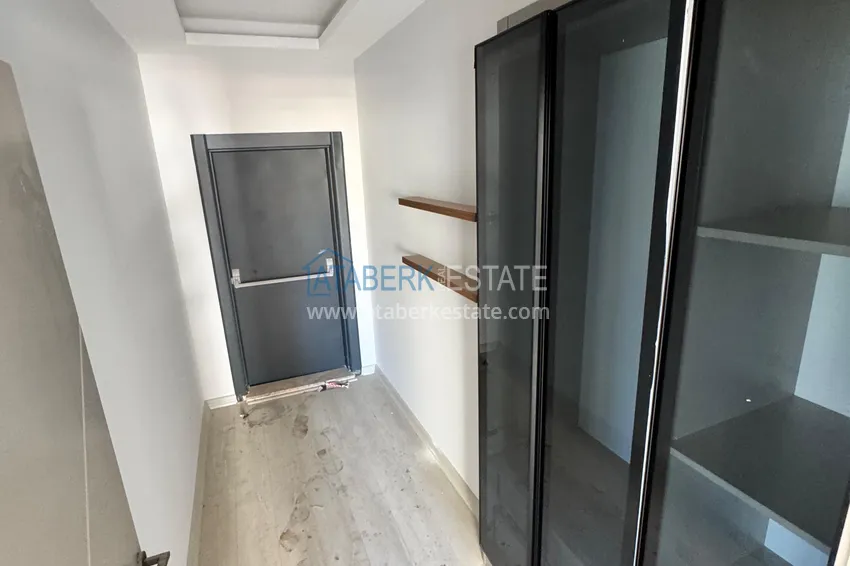 Purchase  Three-room apartment with two balconies in Mersin, Arpachbakhshish 3 