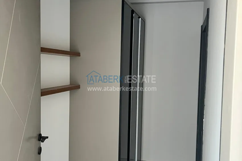 Purchase  Three-room penthouse with stunning sea views in Mersin, Arpacbakhshish 4 