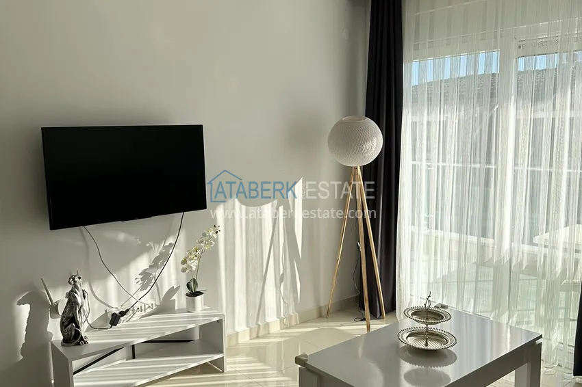 Purchase  1+1 furnished apartment with mountain views, Alanya center Cleopatra beach area 3 