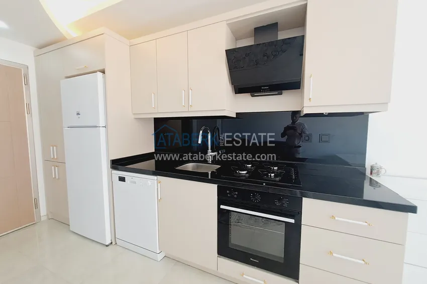 Purchase  Furnished studio with sea views in a complex on the beachfront, Mahmutlar district — Alanya 4 