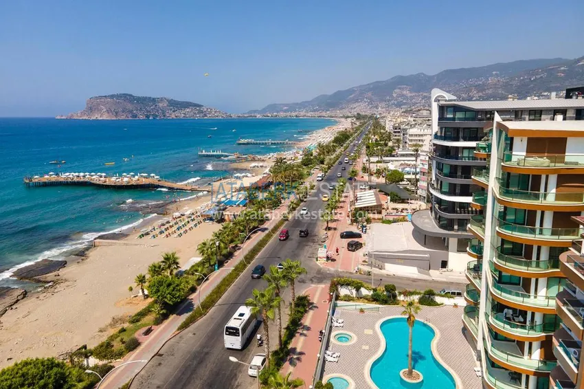 Furnished apartment in the Oba area in a complex on the seafront 4 