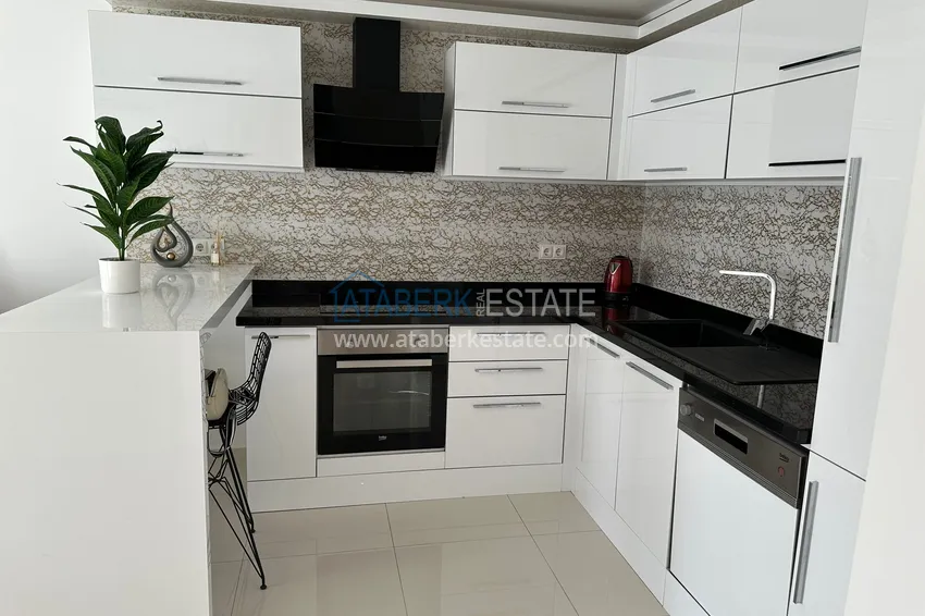 Purchase  1+1 furnished apartment with mountain views, Alanya center Cleopatra beach area 4 