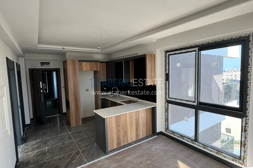 Purchase Finely finished one-bedroom apartment in Mersin, Teje district 5 