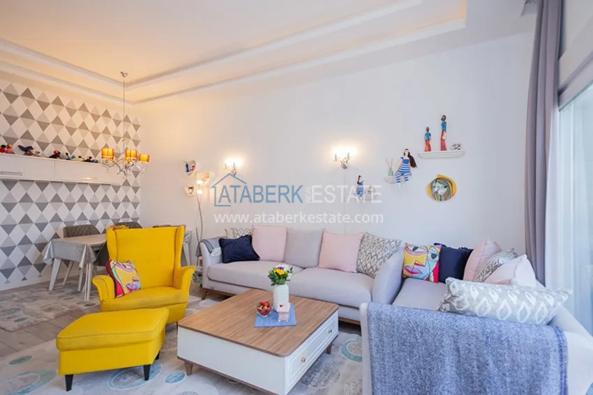 Purchase  Real estate for a residence permit. Furnished apartment with separate kitchen - Alanya city center, Cleopatra district 5 