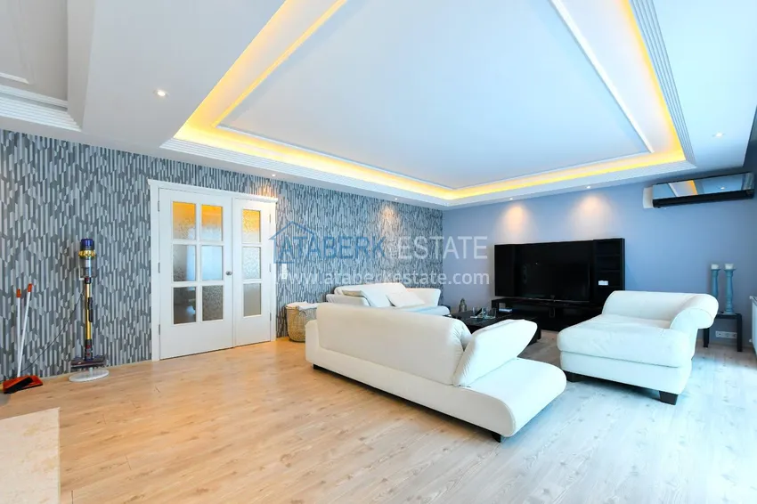 Purchase Apartment in Alanya 3+1 with furniture and glazed balconies on the first coastal, Tosmur area 5