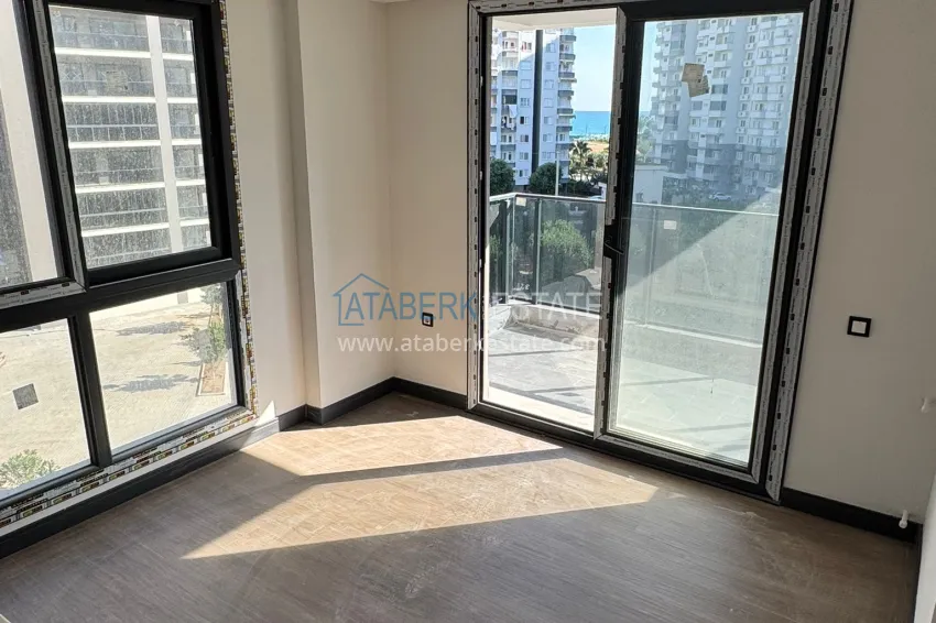 Purchase Finely finished one-bedroom apartment in Mersin, Teje district 6 