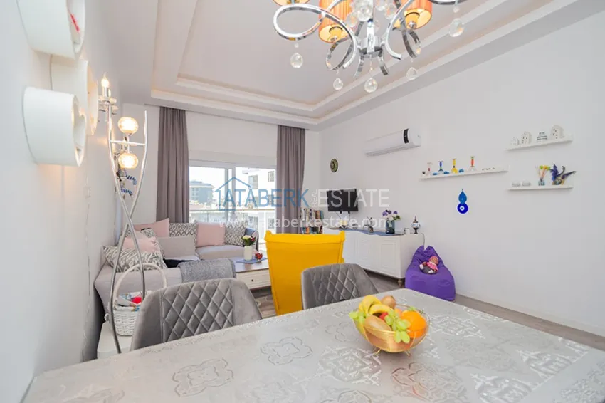 Purchase  Real estate for a residence permit. Furnished apartment with separate kitchen - Alanya city center, Cleopatra district 6 