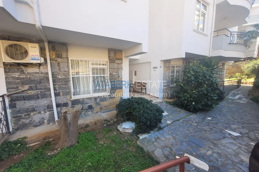Turnkey one-bedroom apartment in a cozy complex in Alanya Tosmur district 8 