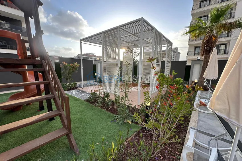 Two-bedroom furnished apartment for long-term rent in the center of Mahmutlar, Saturday market area No. 112 7 