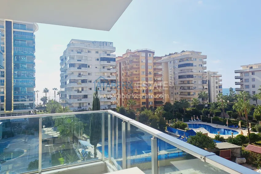 Purchase  Furnished studio with sea views in a complex on the beachfront, Mahmutlar district — Alanya 7 