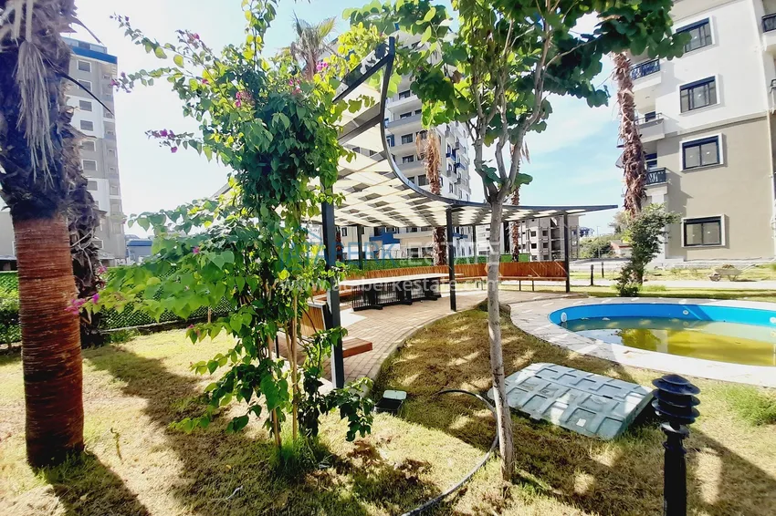 1+1 apartment under construction, from an investor in the Avsallar hotel-type complex — Alanya 8 