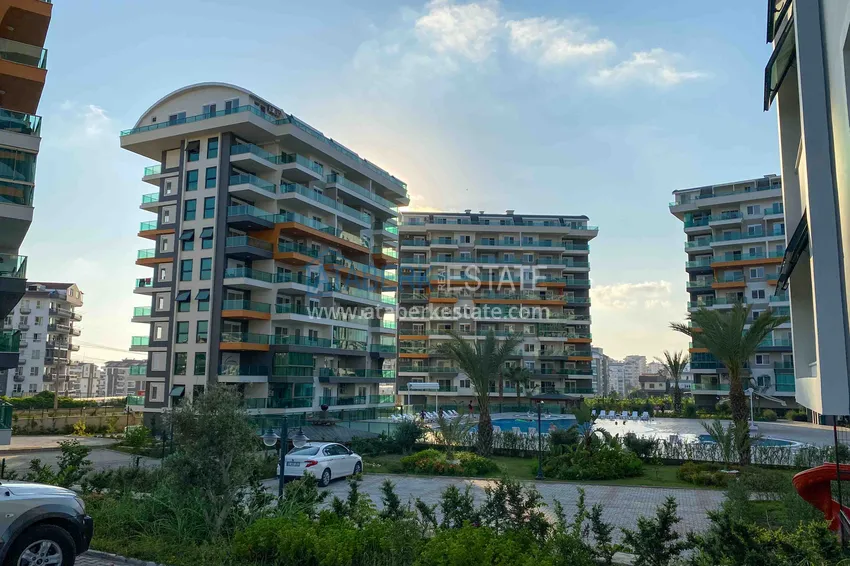 Furnished 3+1 duplex with a glazed balcony and sea view, Avsallar district — Alanya 11