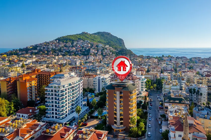 4+1 single-level apartment with a separate kitchen in the center of Alanya, Cleopatra beach area 2